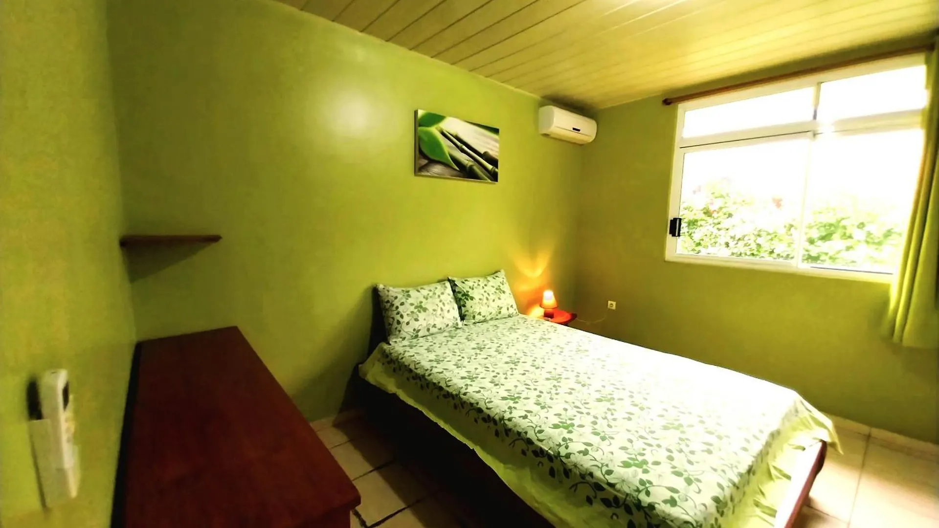 Moorea - Fare Taina Nui Haapiti 別荘